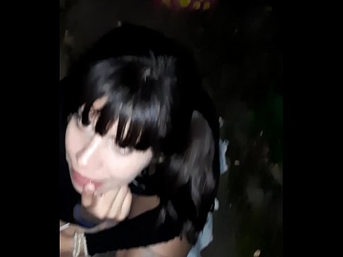 ❤️ Pe stradă penisul umflat în schimbul unor bomboane ❤❌  at us ❌